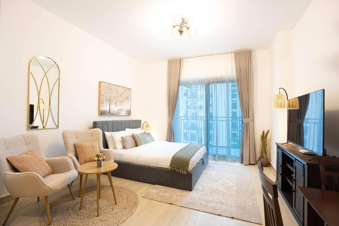 Romantic In Yas Canal View Appartement *